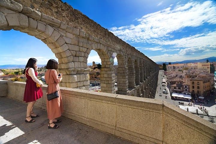Segovia Half-Day Tour from Madrid: Aqueducts, Alcázar & Old Town Walk photo 3