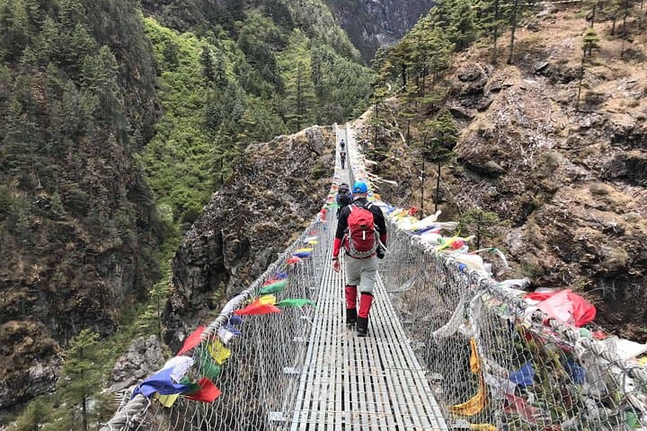 Luxury Everest Base Camp Trek with Helicopter Return — 9-Day Guided Trek