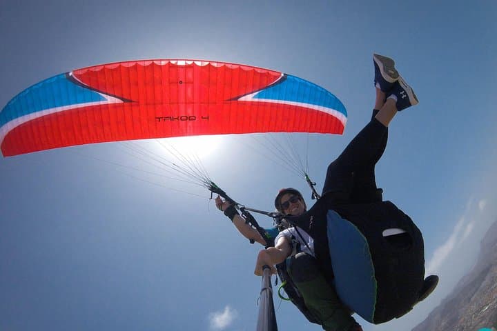 Acro Paragliding Over Costa Adeje: Tandem Adrenaline Flight in Tenerife photo 5