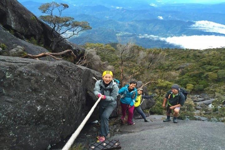 Summit Mount Kinabalu: 3-Day Guided Climb with Permit & Mountain Lodge