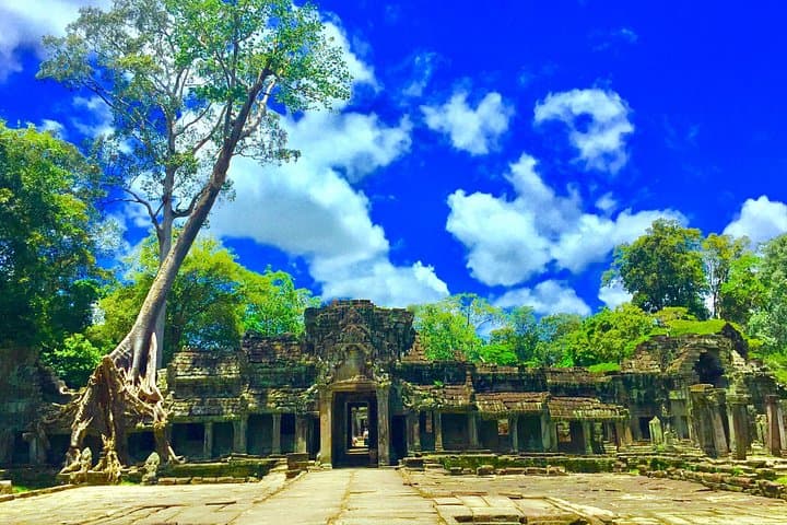 Kbal Spean & Banteay Srei Trek: 1000 Shiva Lingas and Pink Sandstone Temples from Siem Reap photo 2