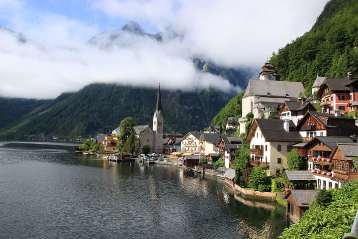 Hallstatt & Admont Abbey Day Trip from Vienna — Alpine Panoramic Tour