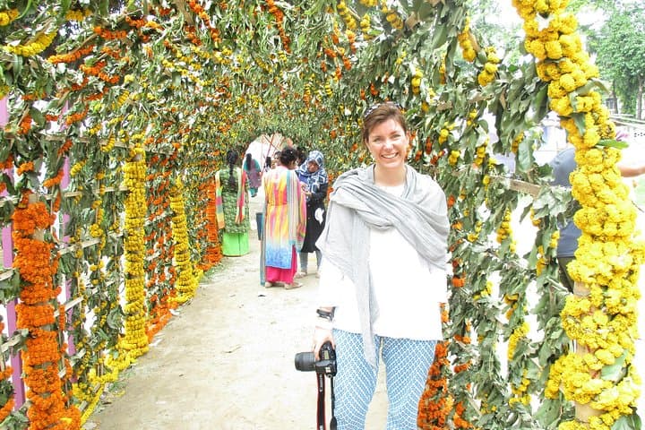 Dhaka Full-Day Photography Tour: Capture Old Dhaka's Riverfront & Mughal Sites photo 3