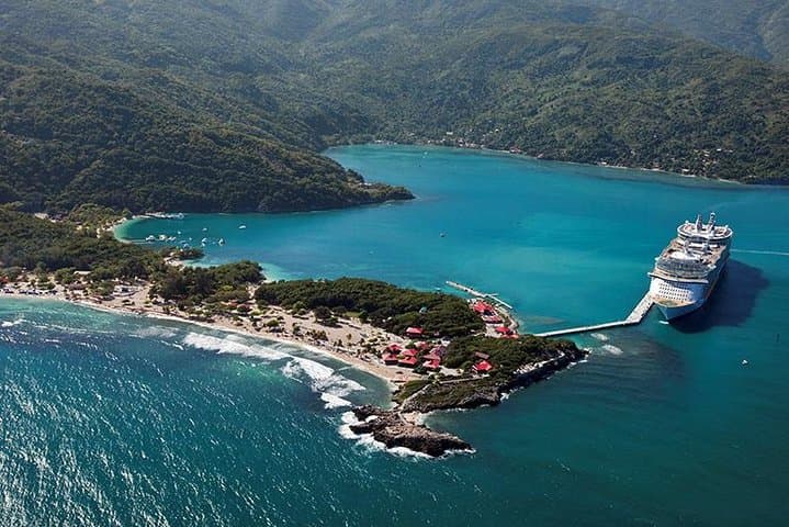 Búzios Day Trip from Rio: Bay Cruise, Beaches and Village Lunch photo 1