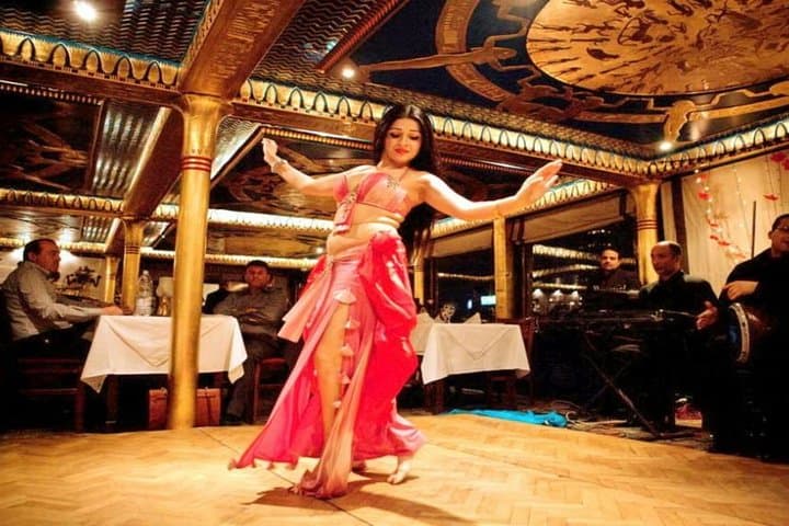 Cairo Nile Dinner Cruise: 2-Hour Night Cruise with Buffet & Live Shows