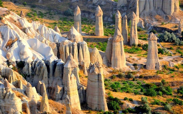 Cappadocia Red Tour: Göreme Open-Air Museum, Fairy Chimneys & Avanos Day Trip