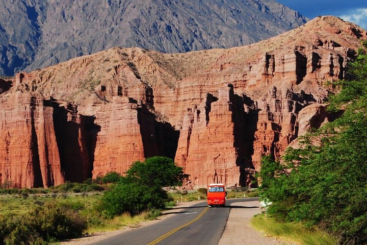 3 Days, 3 Full Excursions from Salta: Cafayate, Humahuaca & Salinas Grandes photo 2