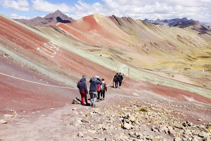 Cusco to Rainbow Mountain: Full-Day Hike to Vinicunca (Rainbow Mountain) photo 4