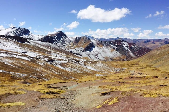 Cusco to Rainbow Mountain: Full-Day Hike to Vinicunca (Rainbow Mountain) photo 5