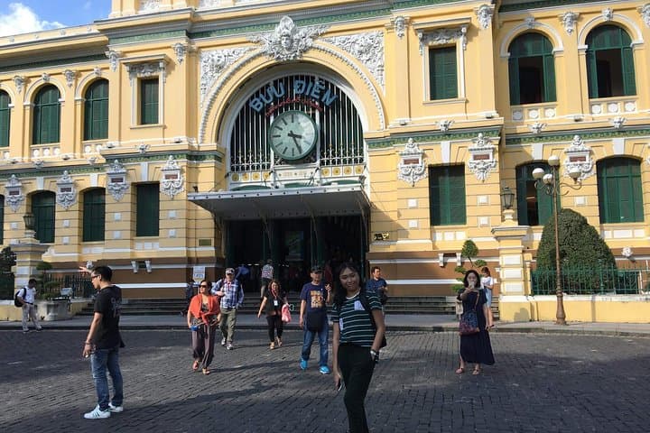 Saigon Motorbike City Tour: French Quarter, War Remnants & Jade Emperor Pagoda