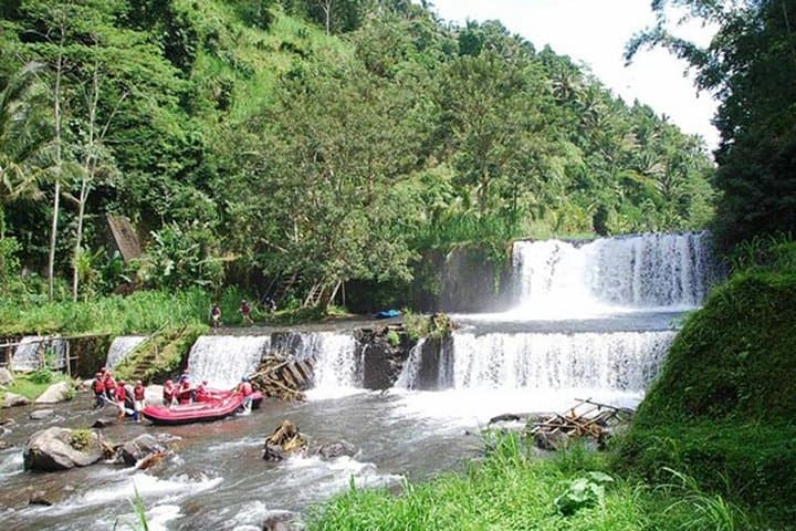Telagawaja Rafting in Bali: 18km, 3-Hour Rainforest Whitewater Experience photo 2