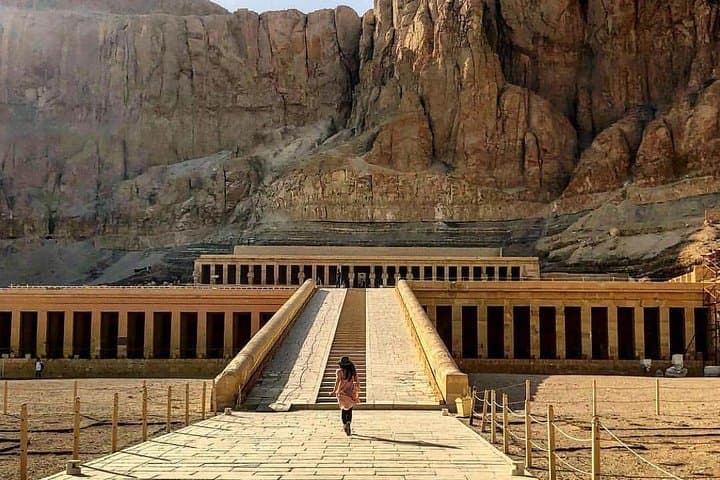 4-Day Nile Cruise Aswan to Luxor — Private Temple & Tomb Tours photo 2