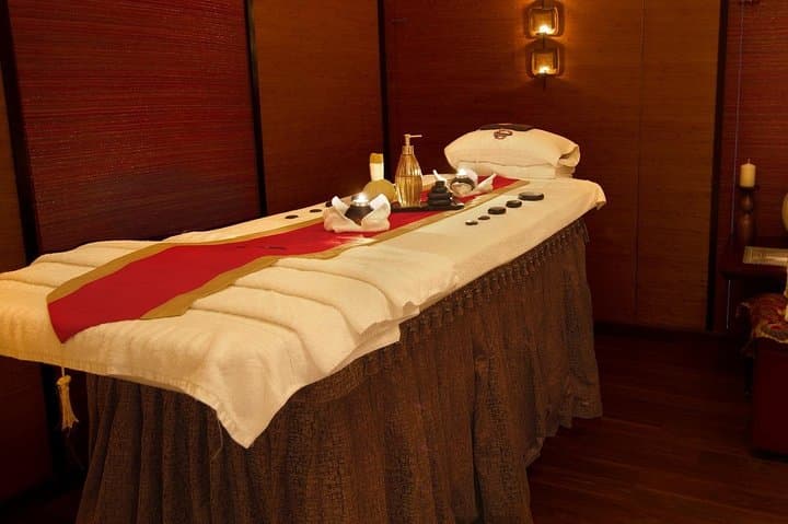 Royal Thai Massage in Dubai Marina — 60‑Minute Traditional Thai Bodywork photo 5