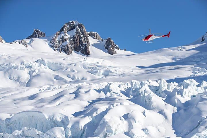 Fox Glacier to Mount Cook 35-Minute Helicopter Flight — Snow Landing & Glacier Views