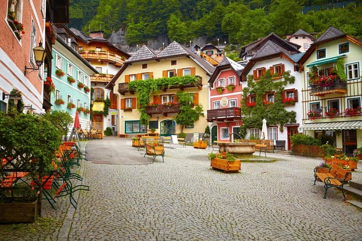 Hallstatt Day Trip from Salzburg: 5fingers View or Ancient Salt Mine photo 4
