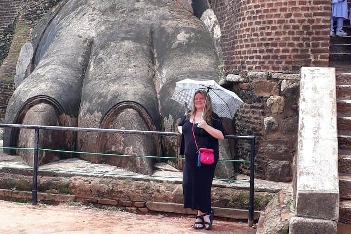 Sigiriya Rock & Dambulla Cave Temple: Private Day Trip from Colombo