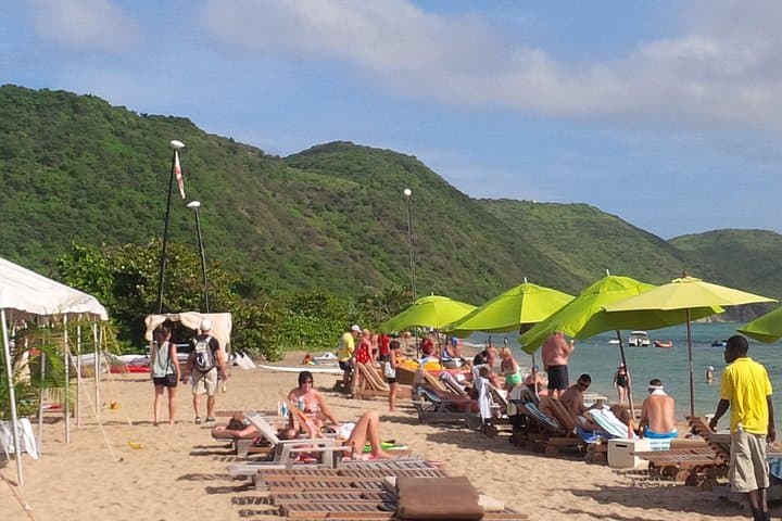 St Kitts Plantation and Beach Tour: Timothy Hill Views & Caribelle Batik photo 4