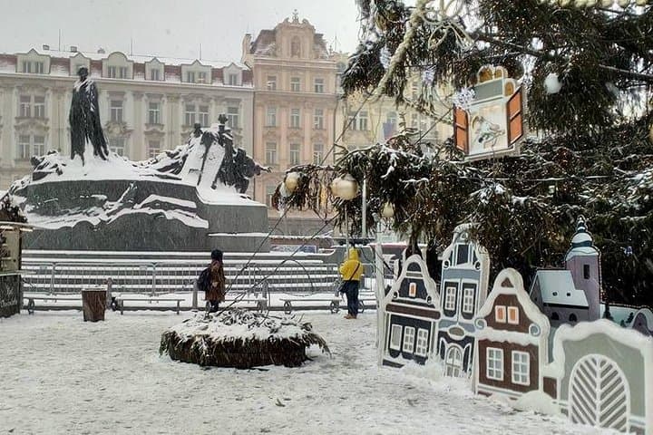 Prague Christmas Market Private Tour — 6-Hour Festive City Drive & Walking Highlights photo 4