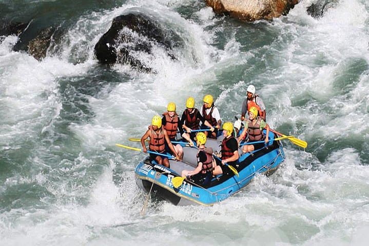 Trishuli River Rafting Day Trip from Kathmandu — Beginner-Friendly Whitewater