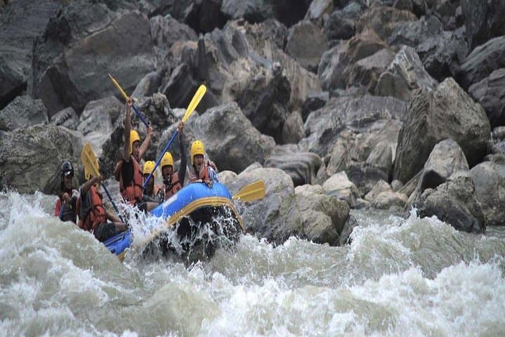 Trishuli River Rafting Day Trip from Kathmandu — Beginner-Friendly Whitewater photo 6