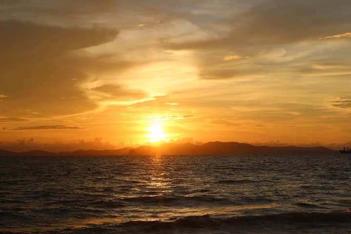 Phi Phi Islands Day Trip: Sunrise & Snorkel Small-Group Adventure from Phuket photo 2