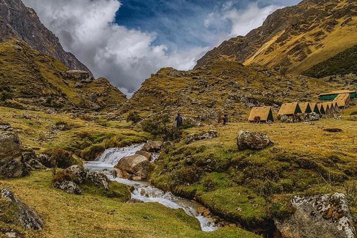 Salkantay Trek to Machu Picchu: 5-Day High-Altitude Adventure from Soraypampa to Aguas Calientes photo 3