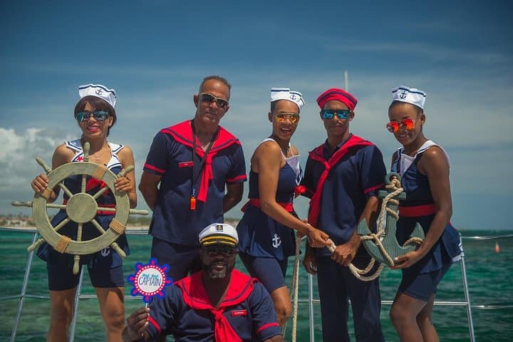 Punta Cana Party Boat & Parasailing Combo: Catamaran Cruise, Snorkel and Natural Pool Adventure photo 5