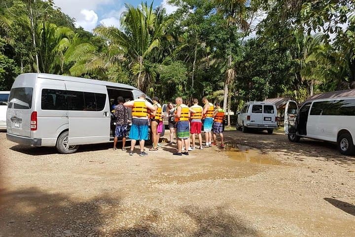 Cave Tubing & Crystal Cave Adventure on Caves Branch River, Belize photo 4