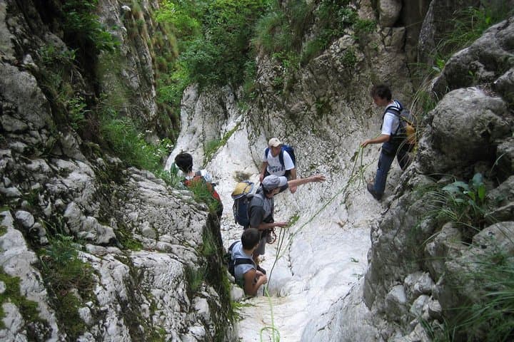 Canyoning Dâmbovicioara Gorges — Guided Descent from Brașov photo 2