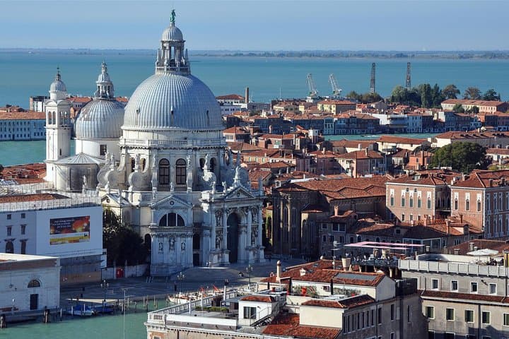 3-Hour Venice Walking Tour: St. Mark’s, Rialto & Hidden Canals photo 2