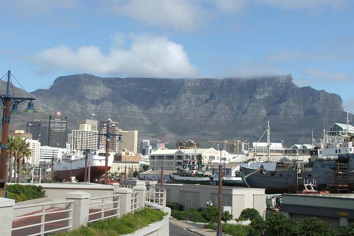 Full-Day Panoramic Cape Town & Constantia Wine Route Private Tour