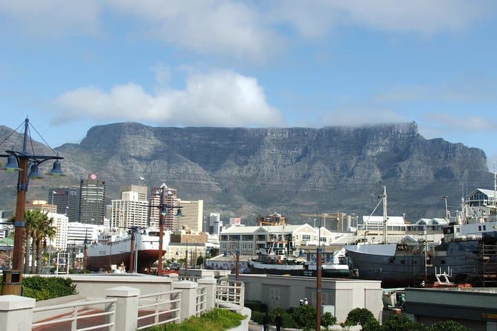 Private Cape Town Table Mountain, Kirstenbosch & City Bowl Tour photo 3