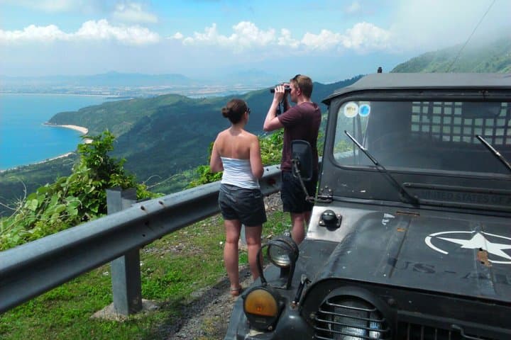 Jeep to Monkey Mountain: Half-Day Son Tra Peninsula Drive & Linh Ung Pagoda