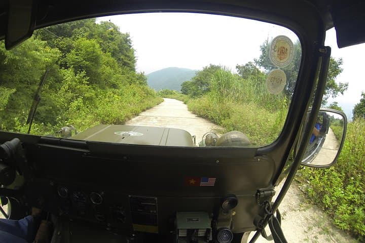 Jeep to Monkey Mountain: Half-Day Son Tra Peninsula Drive & Linh Ung Pagoda photo 2