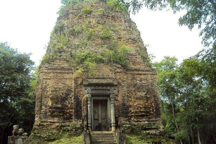 Exploring Sambor Prei Kuk: Private Day Tour from Siem Reap to 7th-Century Temples photo 2