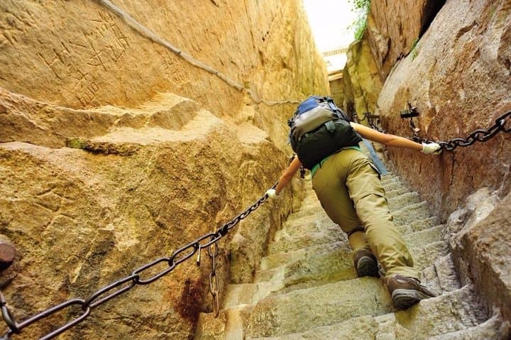 Conquer Mount Huashan in a Day: North Peak Cable Car & Private Tour from Xi'an photo 5