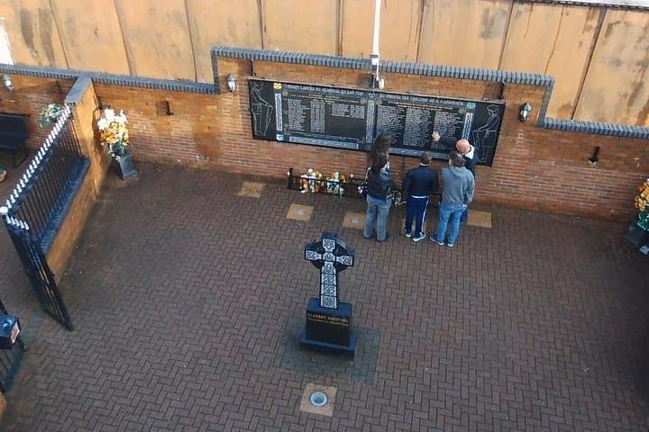 Belfast Murals Tour: 1.5-Hour Guided History of the Troubles photo 3