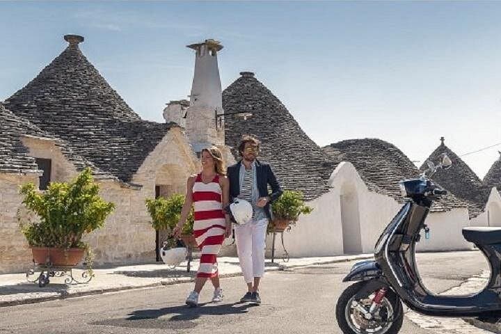 Valle d'Itria Vespa Tour: Ride Trulli-Lined Backroads from Locorotondo to Ostuni photo 2