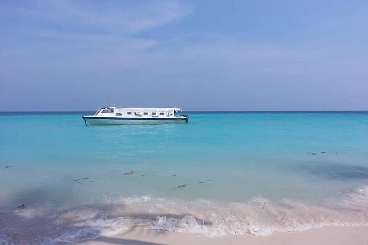 Mantanani Island Full-Day Snorkel & Dive Adventure from Kota Kinabalu photo 4