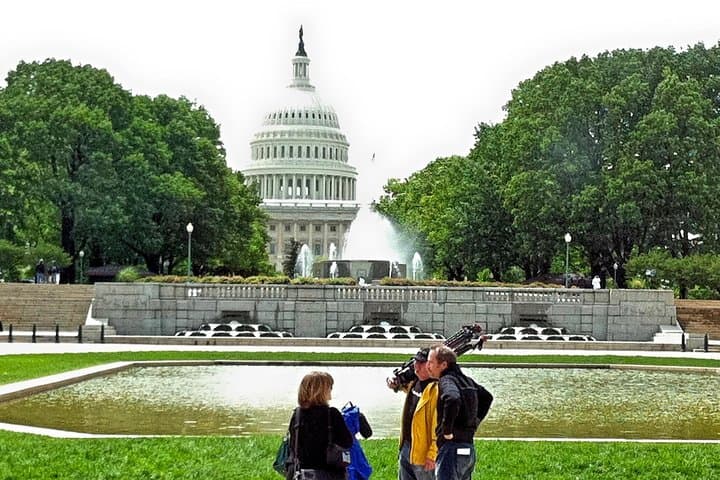 Private Customized Washington DC Van Tour — Monuments, Neighborhoods & Mount Vernon photo 3