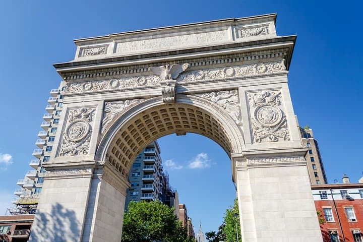Greenwich Village Walking Tour — From Washington Square to Stonewall: Bohemian History & Local Secrets