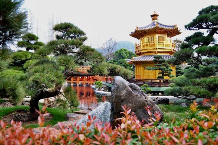 Hong Kong Private Shore Excursion: 4–6 Hour Highlights Tour with Private MPV photo 3