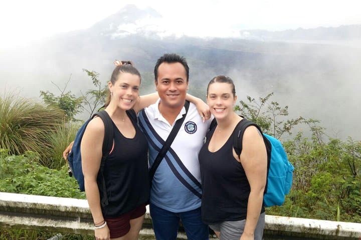Ultimate Private Custom Tour: Bali in a Day — Temples, Cliffs & Volcano Views photo 3