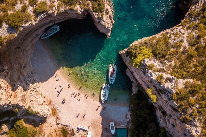 Blue Cave and Hvar Day Tour from Split: Swim, Snorkel & Fortica Views photo 3