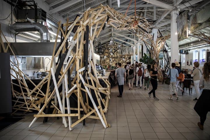 Alternative Prague Walking Tour: Street Art, Underground Clubs & Repurposed Factories photo 2