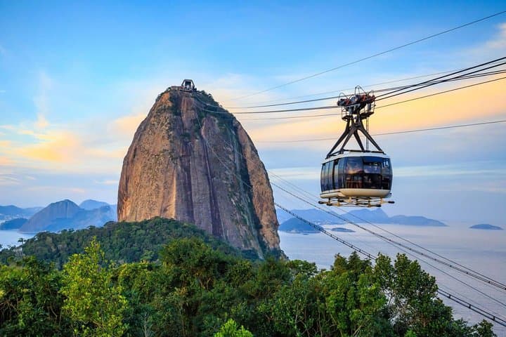Skip-the-Line Sugarloaf Mountain Cable Car Ticket for Uninterrupted Rio Views photo 3