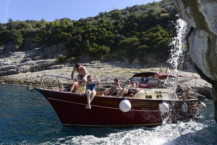 Day Trip to Capri from Rome: Small-Group Boat Tour by High-Speed Train photo 4