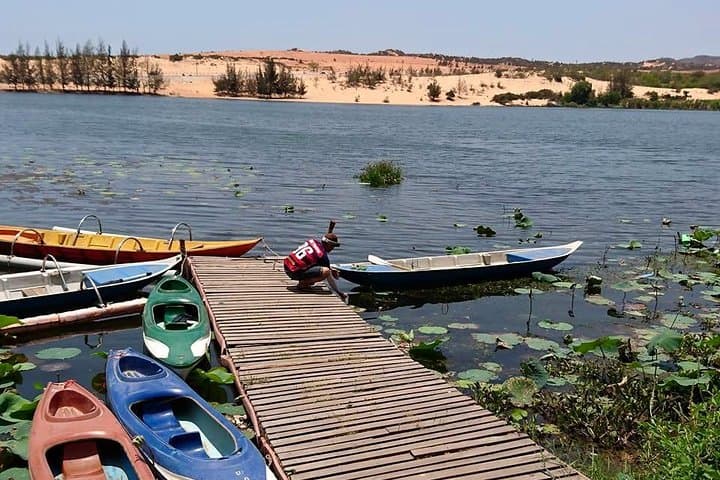 Mui Ne Sunset Day Tour from Ho Chi Minh City — Red & White Dunes Experience photo 3