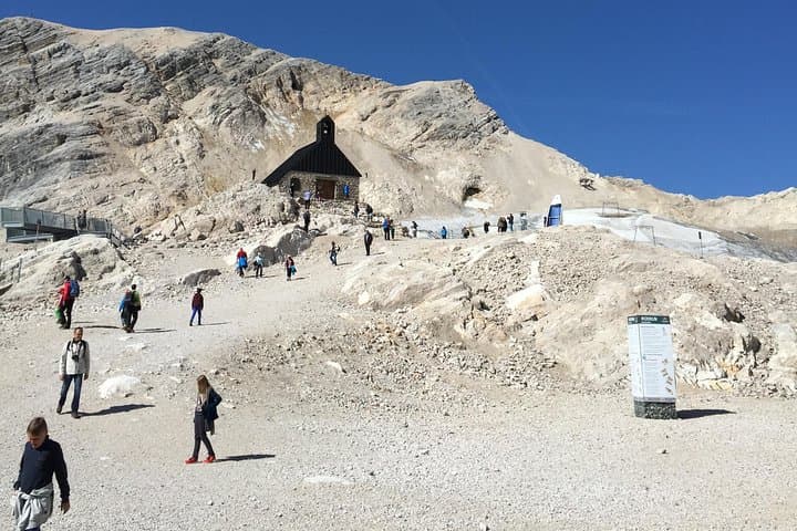 Private Zugspitze Day Tour from Munich with Pretzel-Making Experience photo 5