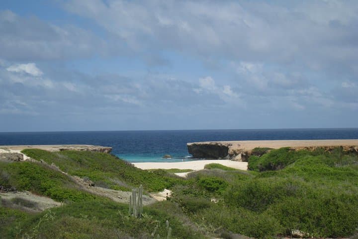 Arikok Adventurous Hiking Experience: Ranger-Led Trails in Aruba photo 2